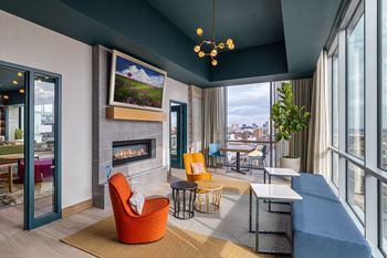 Club rooms, lounge areas and game rooms